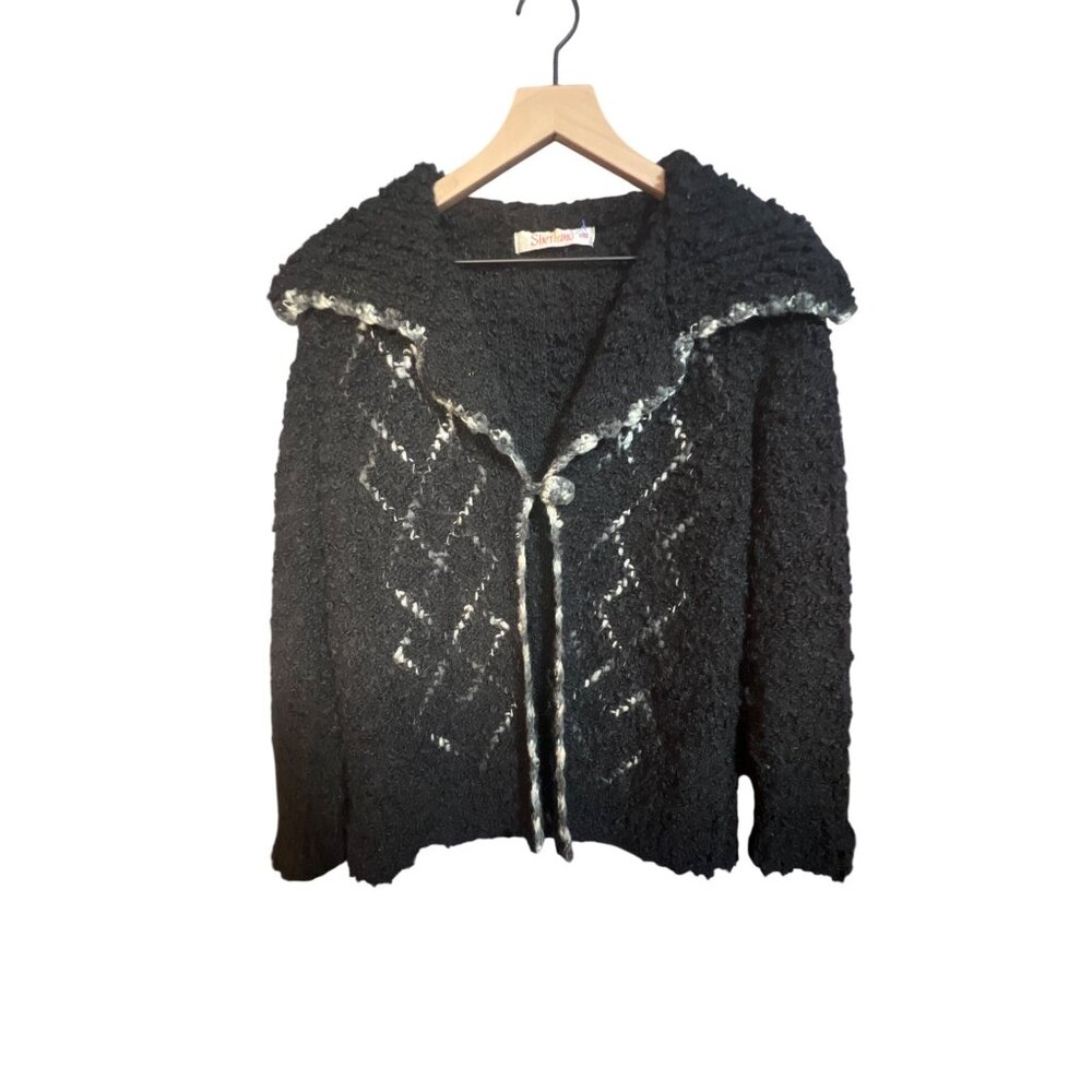 Shetland Wool Black & Gray Button-Up Cardigan Sweater‎ With Zigzag Pattern
